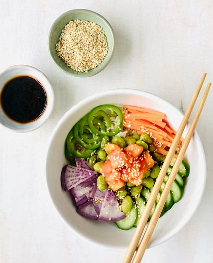 Vegan Spicy ‘Salmon’ Poke Bowl with Ginger Rice