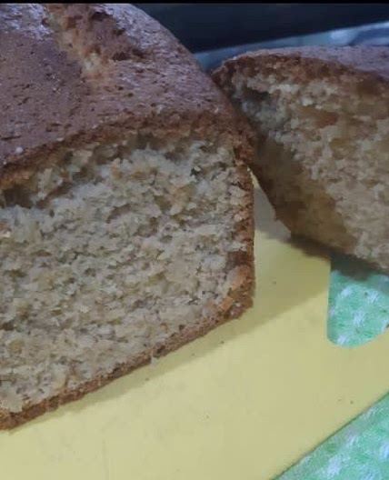 Classic banana bread