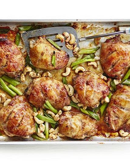 Sticky Chinese chicken traybake