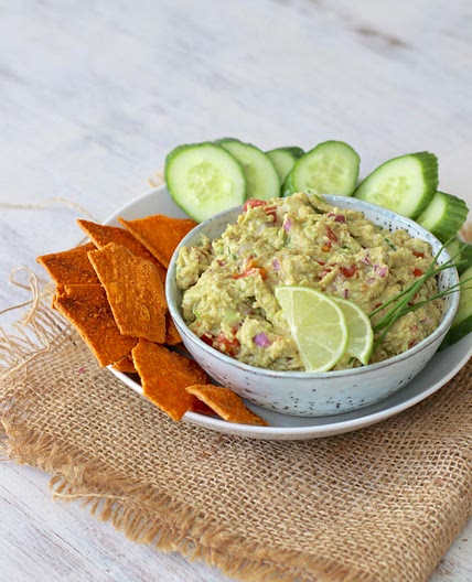 Easy Chunky Guacamole