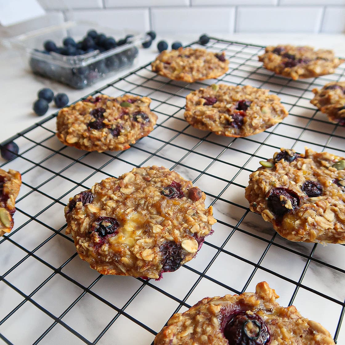5-Ingredient Banana Blueberry Cookies