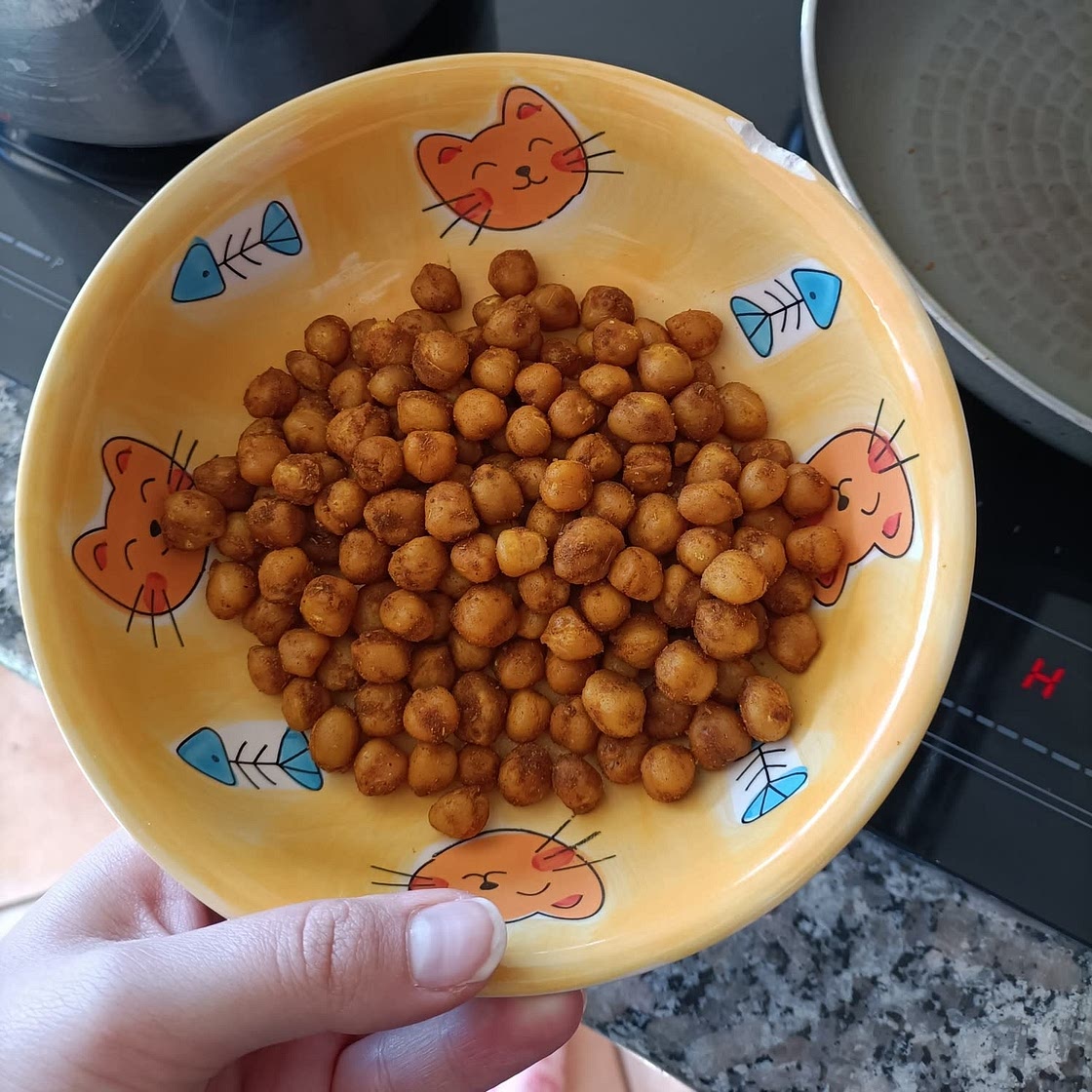 Crispy Chickpea Snacks
