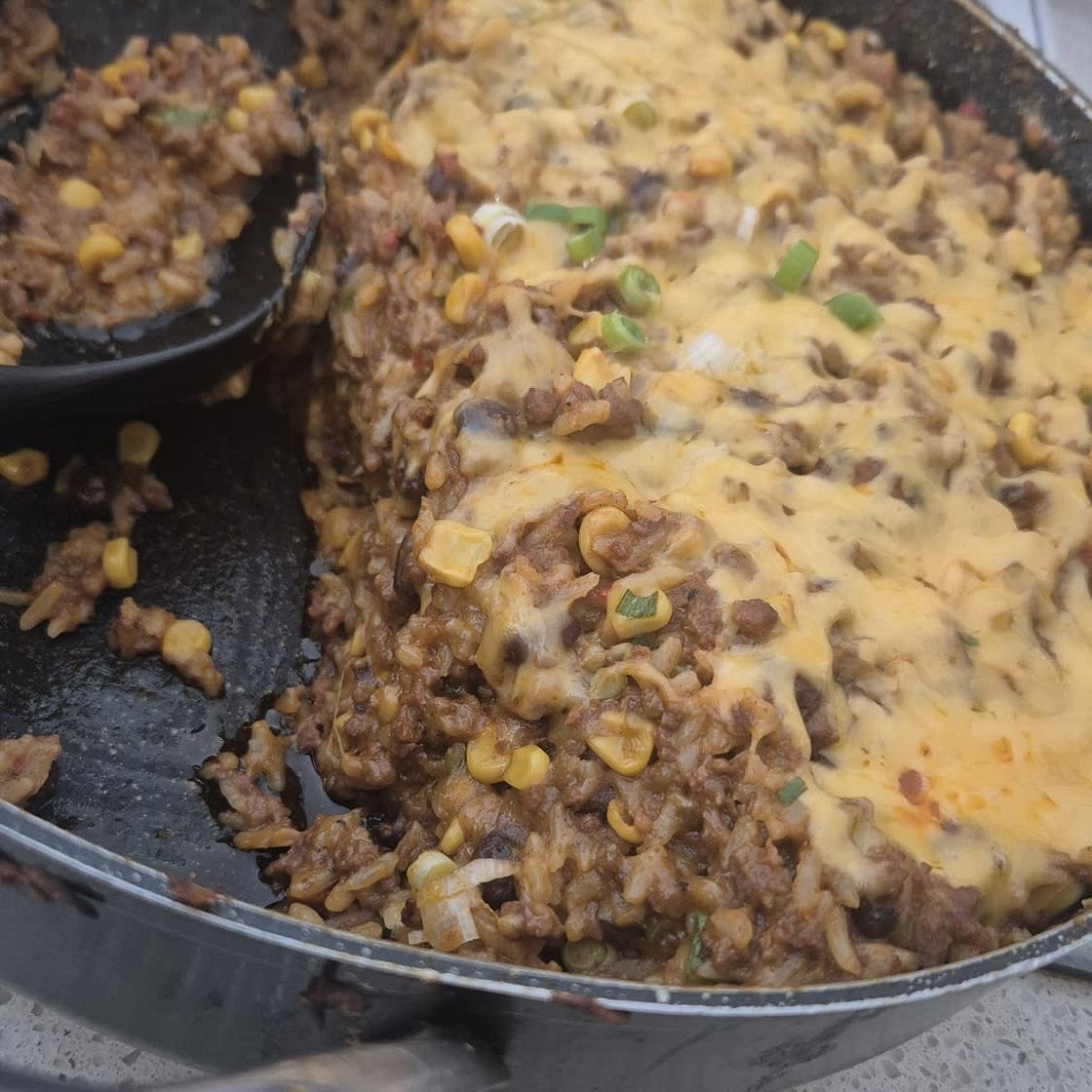 Mexican Ground Beef Casserole with Rice (Beef mince!)