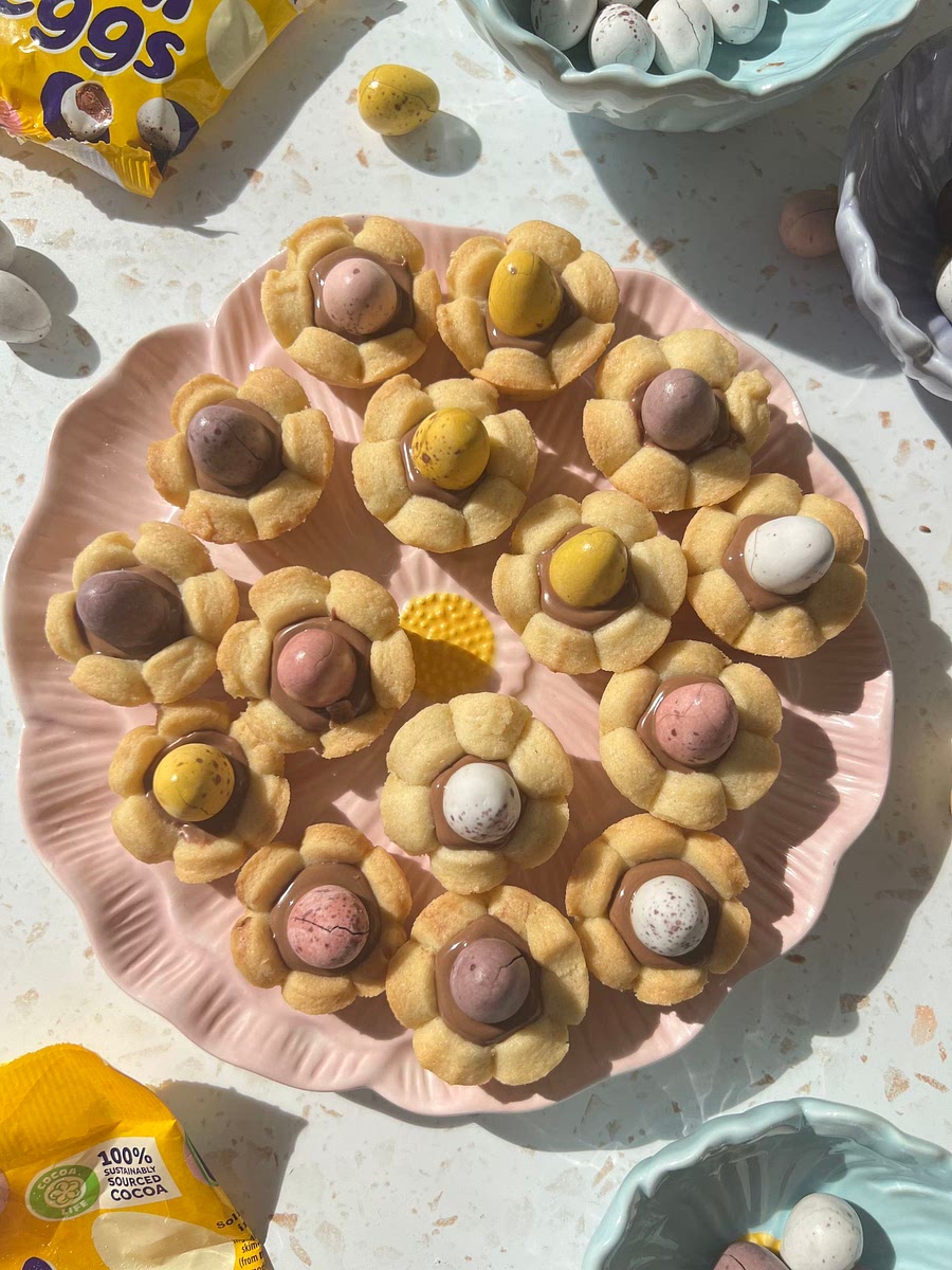 Fill your cups and add a mini egg.